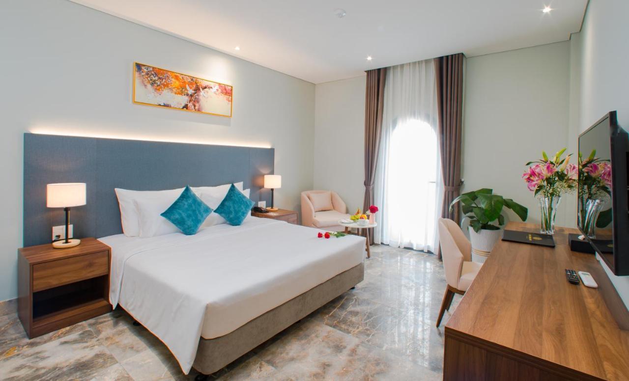 Phu Thang Grand Hotel Duc Hoa Εξωτερικό φωτογραφία